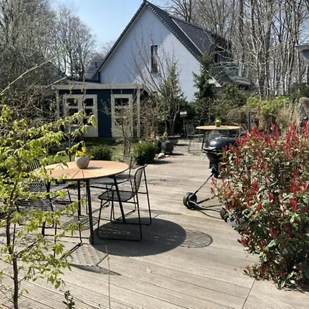 Doppelhaushaelfte Strandhaus - 1 Minute Vom Entfernt Holiday home Graal-Mueritz